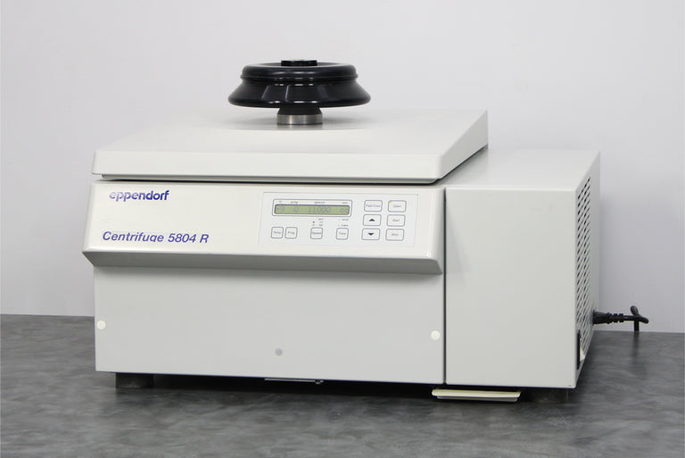 Eppendorf 5804R Refrigerated Benchtop Centrifuge and F45-30-11 Rotor