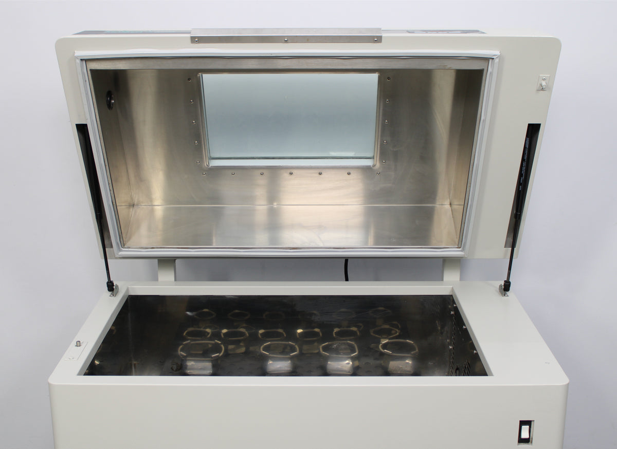 New Brunswick Scientific Innova 4300 Orbital Floor Incubator Shaker