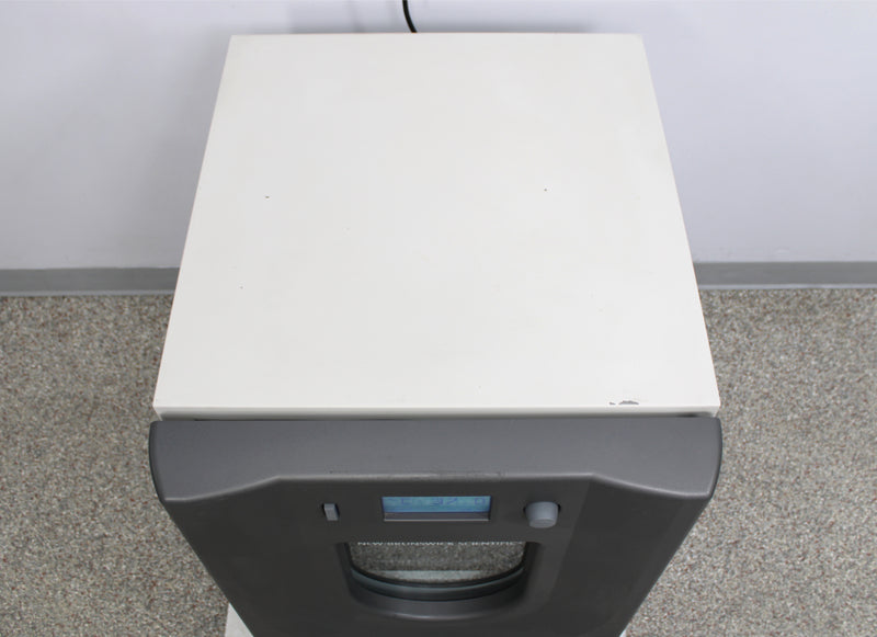 Eppendorf New Brunswick Innova 42R Refrigerated Incubator Shaker M1335-0004_B04