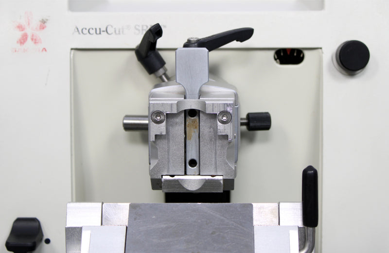 Sakura Accu-Cut SRM 200 CW Manual Rotary Microtome