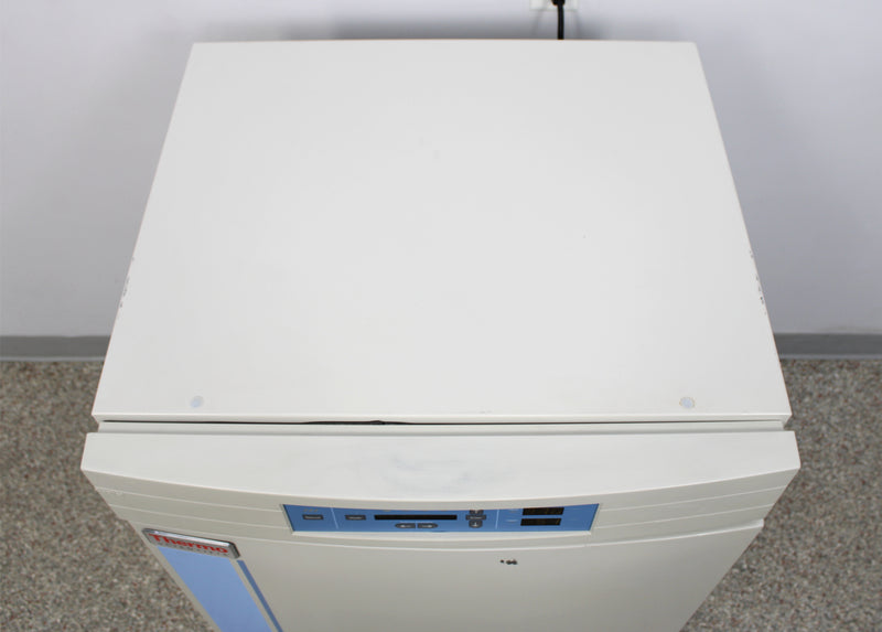 Thermo Scientific 3110 Forma Series II Water Jacket CO2 Incubator Top View
