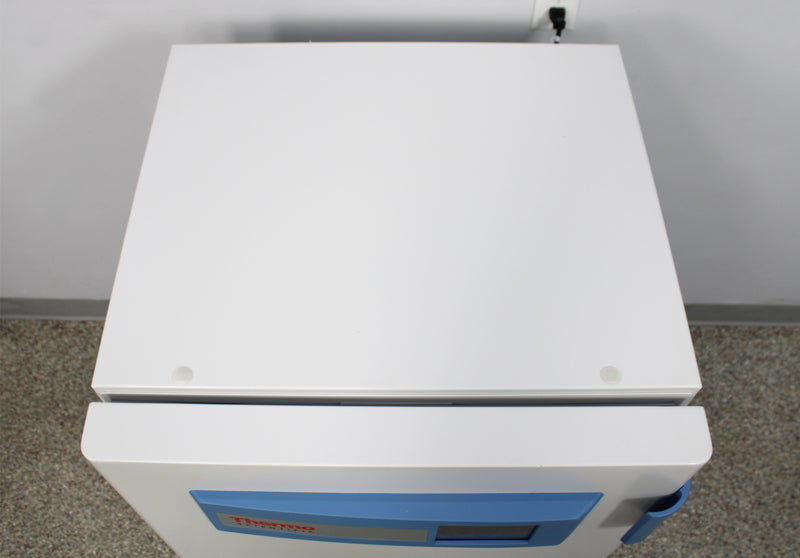 Thermo Scientific 4120 Forma Series 3 Water Jacketed CO2 Incubator and Shelves