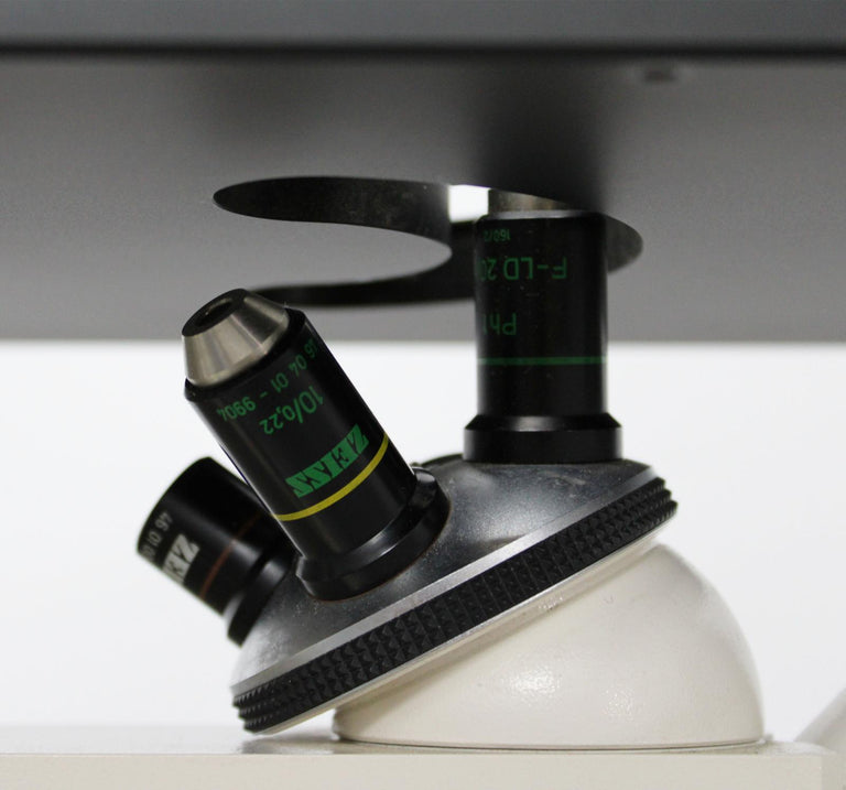 Carl Zeiss ID 03 Inverted Microscope with 3 Objectives