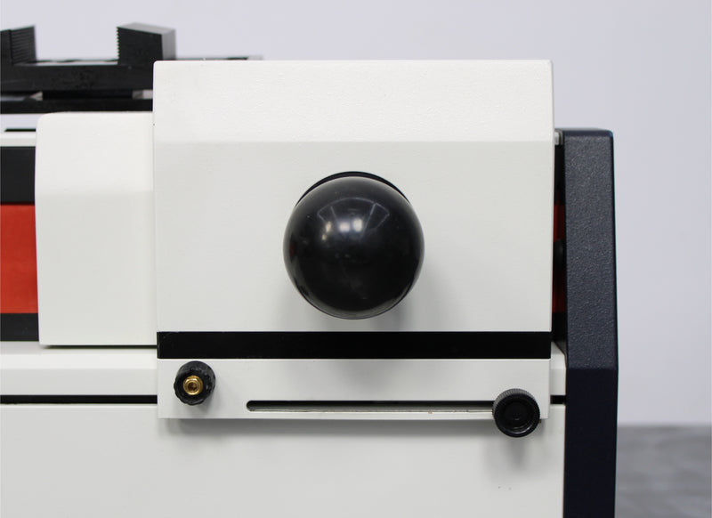 Leica SM2000R Sliding Benchtop Microtome