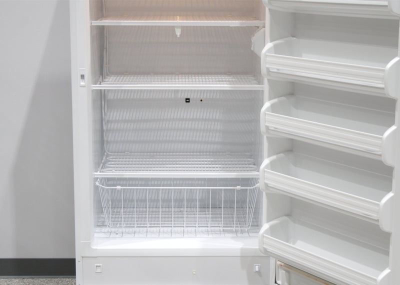 Fisher Scientific Isotemp 13-986-148 -12° to -20°C Upright Laboratory Freezer