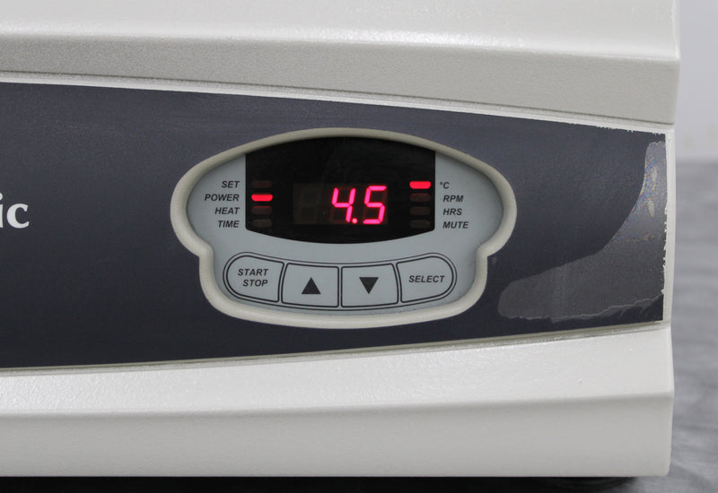 New Brunswick I Series 24R Benchtop Refrigerated Incubator Shaker M1344-0004