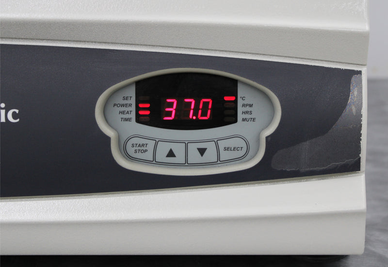 New Brunswick I Series 24R Benchtop Refrigerated Incubator Shaker M1344-0004