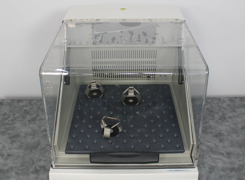 New Brunswick I Series 24R Benchtop Refrigerated Incubator Shaker M1344-0004
