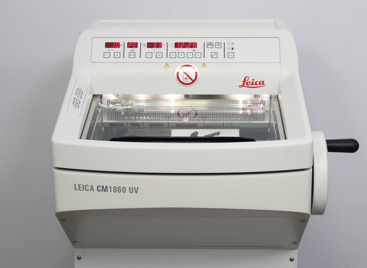 Leica CM1860 UV Cryostat Microtome 14049146888 with Blade Holder