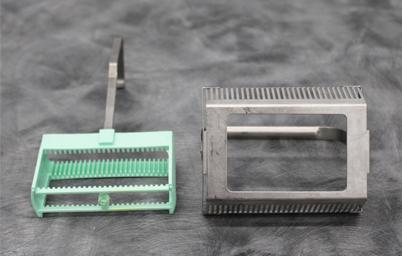 Lot of 2 Laboratory Slide Staining Racks with Handle 20 and 25 Place