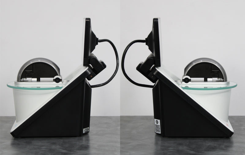 Thermo Scientific NanoDrop One Microvolume UV Vis Spectrophotometer