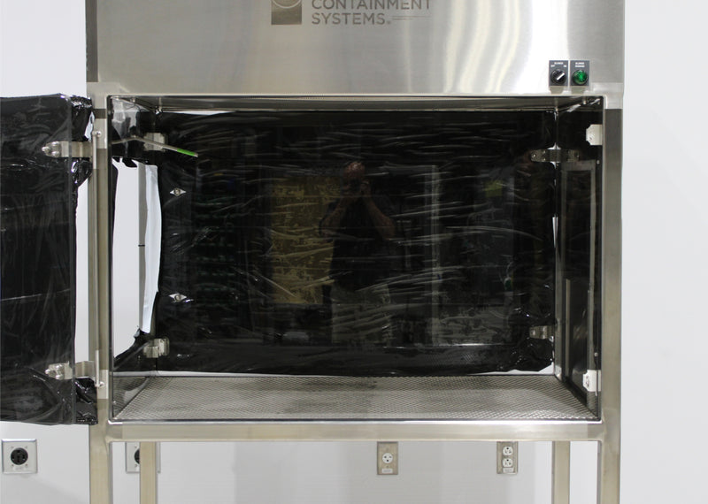 Custom Powder Systems Downflow Booth Glove Box Isolator Passthrough 611314