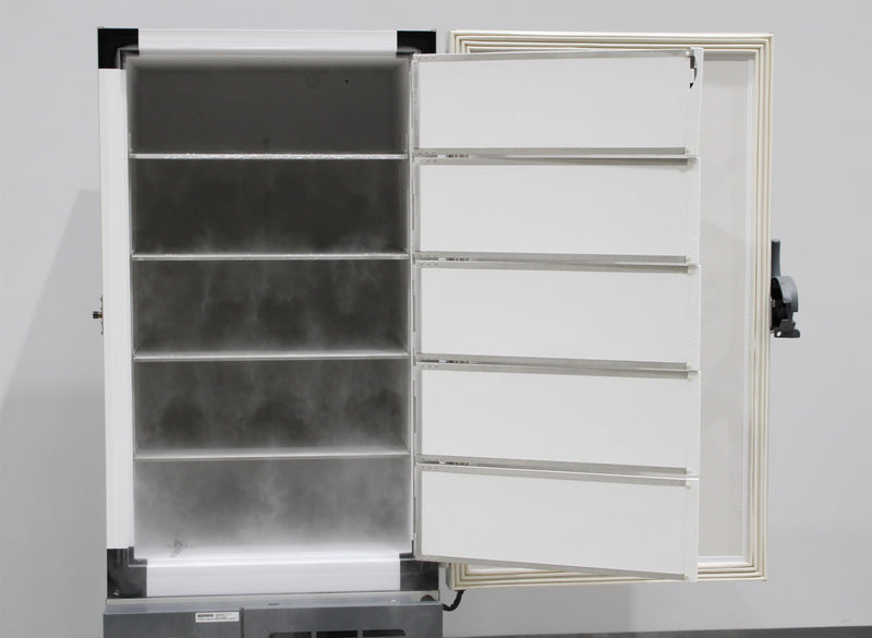 Thermo Scientific Revco UxF UXF50086A63 ULT Freezer x4 Shelves