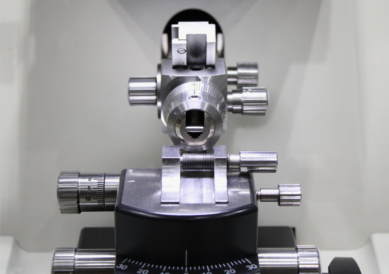 Leica EMUC6 Ultramicrotome Knife/Blade assembly