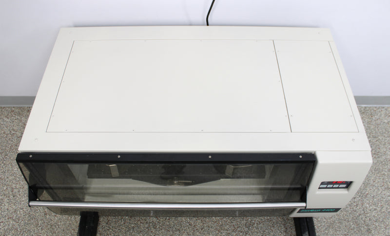 New Brunswick Scientific Innova 4400 Incubator Shaker M1243-0000
