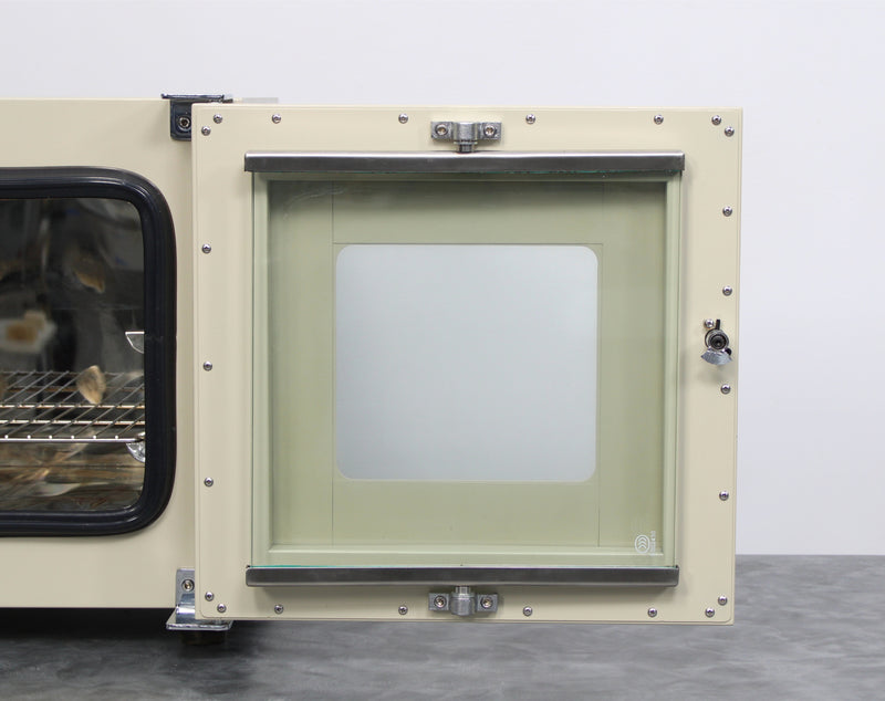 Across International VO-16020m 110V Ambient to 500°F Vacuum Drying Oven and Pump
