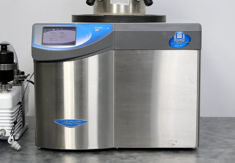 Labconco FreeZone 4.5 -105C Benchtop Freeze Dryer 720401000 and 12-Port Manifold