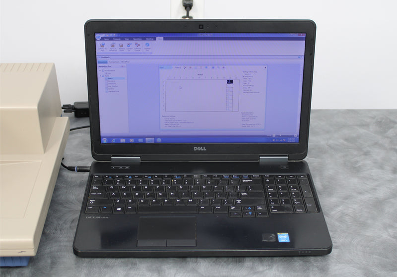 Molecular Devices SpectraMax M3 Multi-Mode Microplate Reader and Laptop