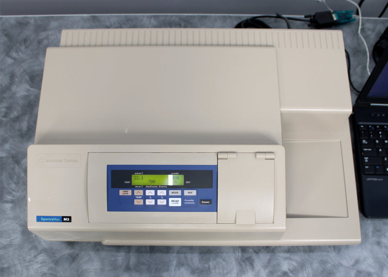 Molecular Devices SpectraMax M3 Multi-Mode Microplate Reader and Laptop