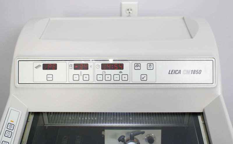 Leica CM1850-3-1 Cryostat Microtome 047131148 and Blade Holder
