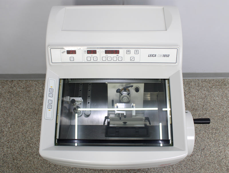 Leica CM1850-3-1 Cryostat Microtome 047131148 and Blade Holder