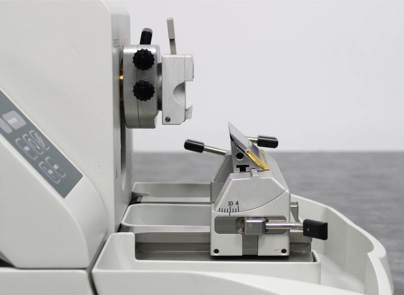 Epredia HM 340E Electronic Rotary Microtome 905190 and Blade Holder