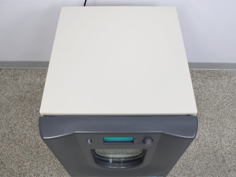 New Brunswick Innova 42R Refrigerated Incubator Shaker M1335-0004