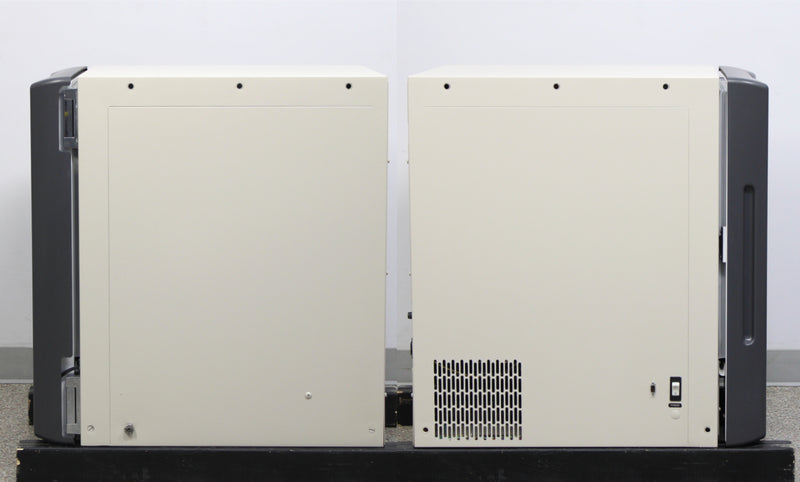New Brunswick Innova 42R Refrigerated Incubator Shaker M1335-0004