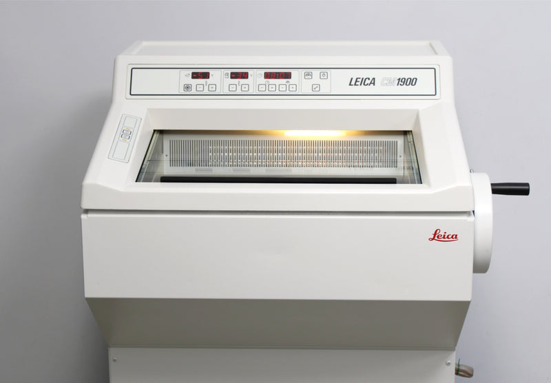 Leica CM1900-3-1 Microtome Cryostat 045227382 and Blade Holder