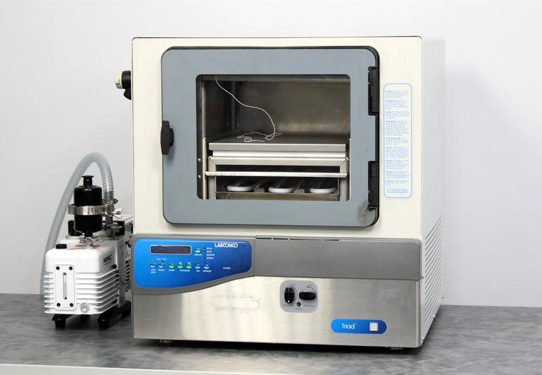 Labconco FreeZone Triad -84°C Cascade Benchtop Freeze Dryer 230V and Pump