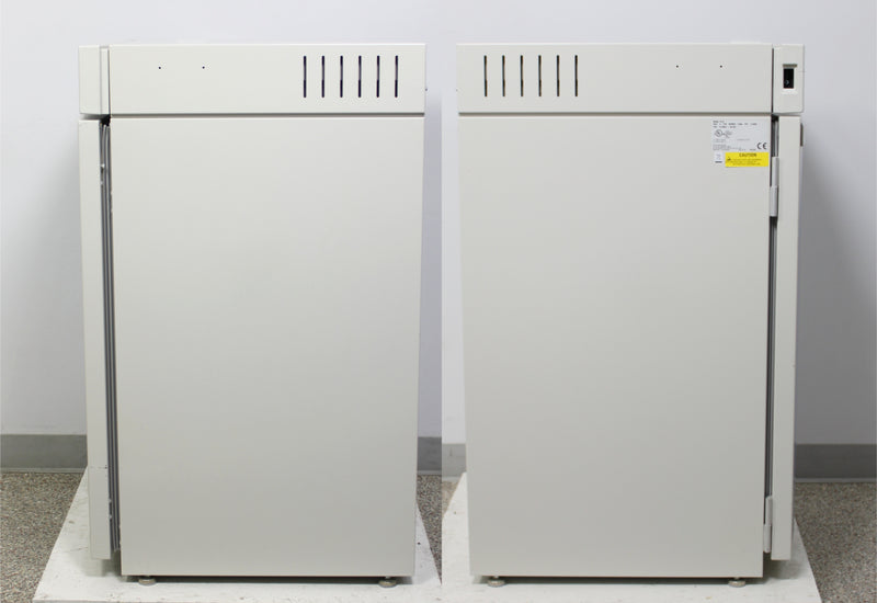 Thermo Scientific 3110 Forma Series II Water Jacket CO2 Incubator w/ 4 Shelves