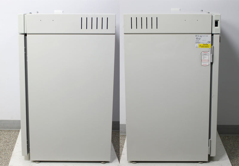 Thermo Scientific Forma 3110 Series II Water Jacketed CO2 Incubator w/ 4 Shelves