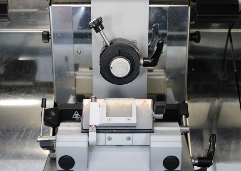 Thermo Scientific Microm HM 550 P Microtome Cryostat Blade Assembly