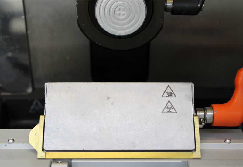 Thermo Scientific Microm HM 525 U Microtome Cryostat Blade Holder