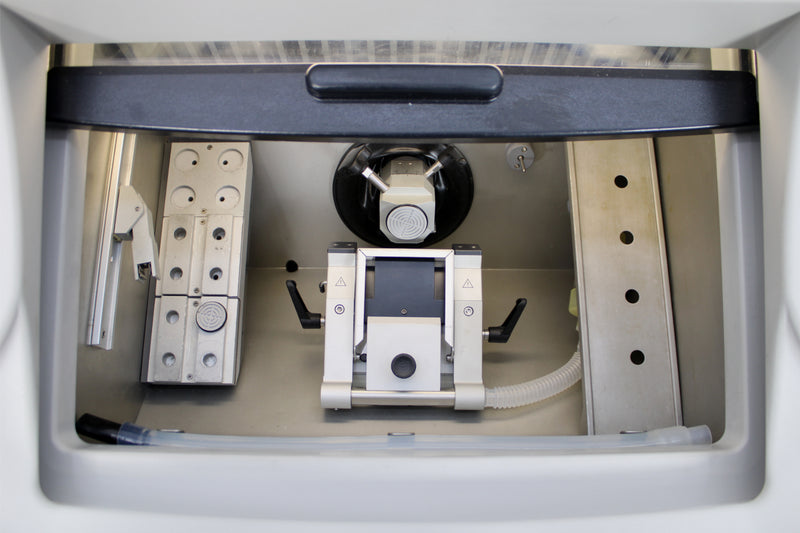 Sakura Tissue-Tek Cryo3 D115 Microtome Cryostat 5801 with Blade Holder