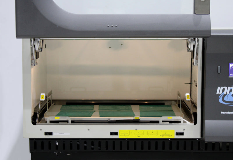 New Brunswick Eppendorf Innova 44R Refrigerated Incubator Shaker M1282-0014