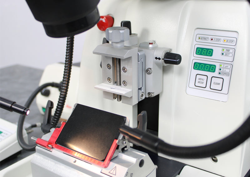 Leica RM2265 Rotary Microtome Blade Holder Assembly