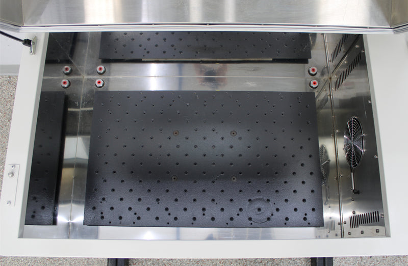 New Brunswick Scientific Innova 4330 Refrigerated Incubator Shaker M1193-1010