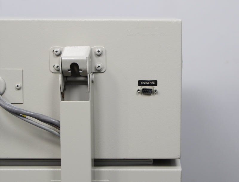 New Brunswick Scientific Innova 4330 Refrigerated Incubator Shaker M1193-1010