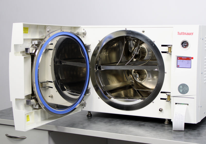 Tuttnauer LabSci 15L Benchtop Autoclave Steam Sterilizer 230V with Tray