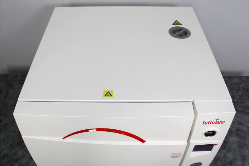 Tuttnauer LabSci 15L Benchtop Autoclave Steam Sterilizer 230V with Tray