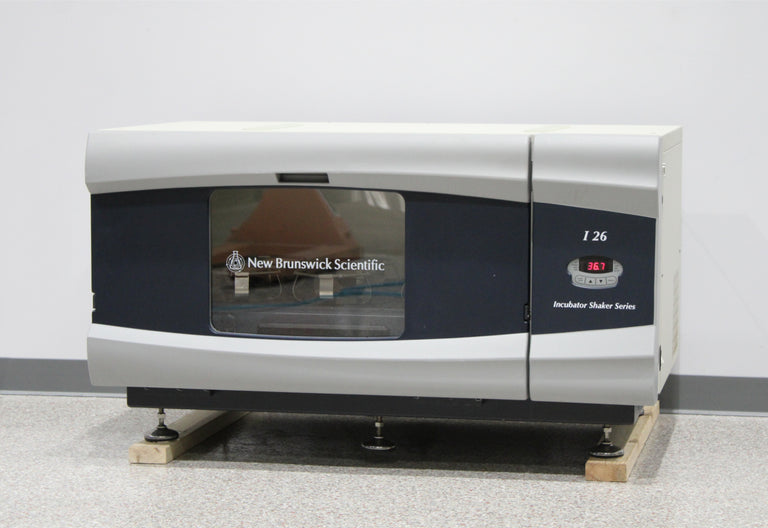 New Brunswick Scientific I Series 26R M1324-0004 Refrigerated Incubator Shaker