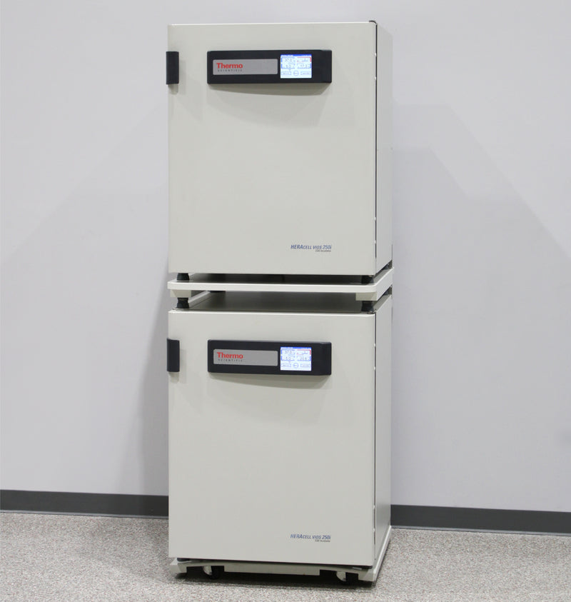 Thermo HERAcell vios 250i Stacked Copper Lined CO2 Incubators 51032889
