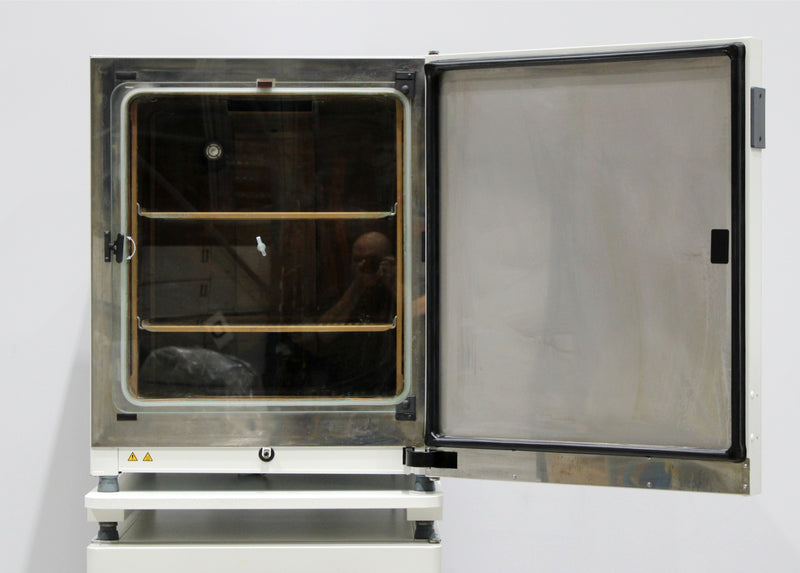 Thermo HERAcell vios 250i Stacked Copper Lined CO2 Incubators 51032889