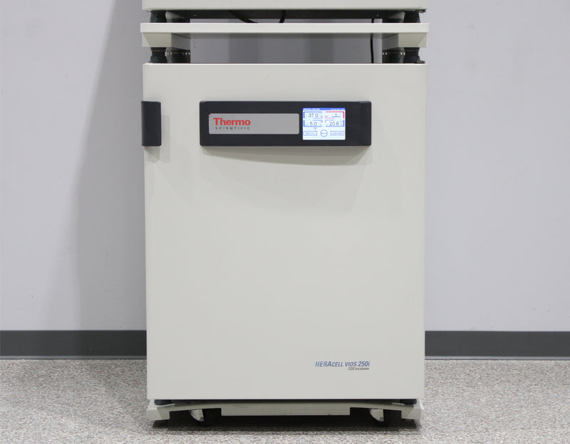 Thermo HERAcell vios 250i Stacked Copper Lined CO2 Incubators 51032889