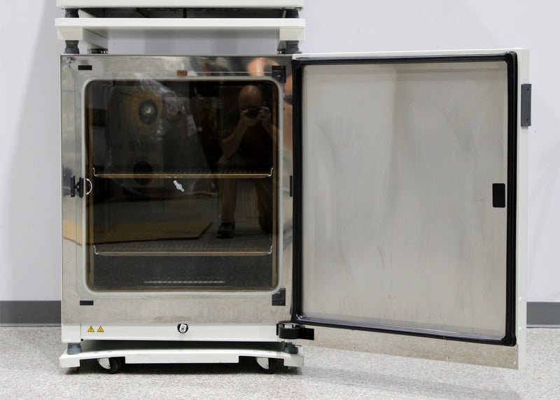 Thermo HERAcell vios 250i Stacked Copper Lined CO2 Incubators 51032889