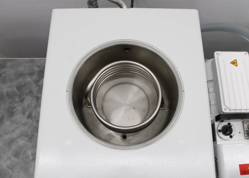 Labconco FreeZone 2.5 Plus Benchtop Freeze Dryer 7670020 with 12-Port Manifold