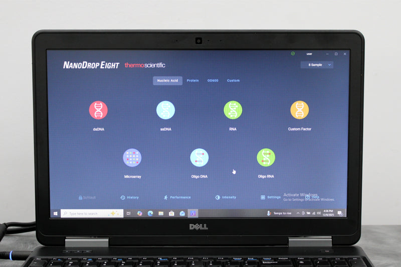 Thermo Scientific NanoDrop Eight UV-Vis Spectrophotometer with Laptop