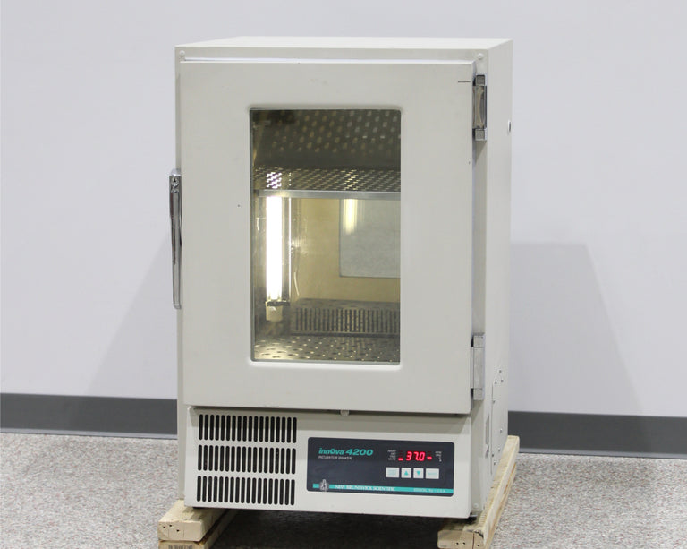 New Brunswick Scientific Innova 4200 Incubator Shaker M1233-0004