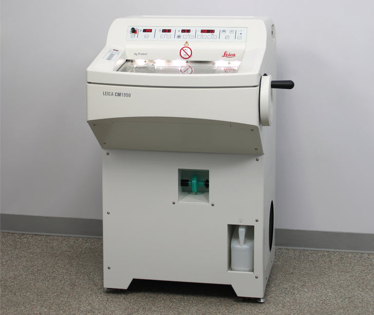 Leica CM1950 Cryostat Microtome 14047742465 with Blade Holder and Vacuum Assist